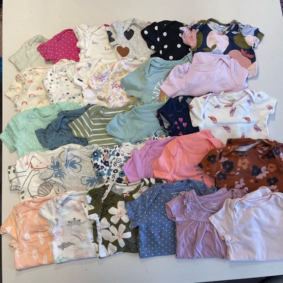 Onesie Lot - Picture 1 of 7
